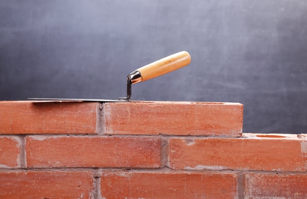 Red brick wall under construction (1)